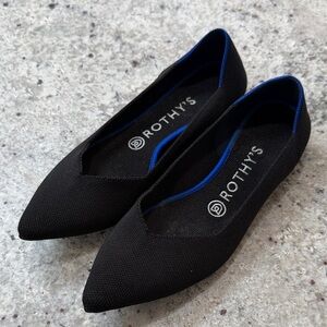 Rothy’s Black Pointed Toe Ballet Flats Slip On Shoes Size 8.5
